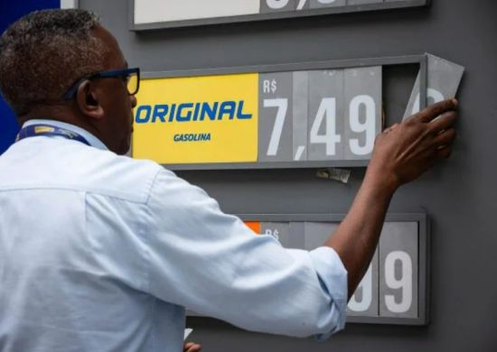 Postos de gasolina terão que mudar forma de mostrar preço até sábado
