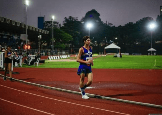 Atleta de Guarulhos é ouro no salto com vara no Campeonato Paulista de Atletismo