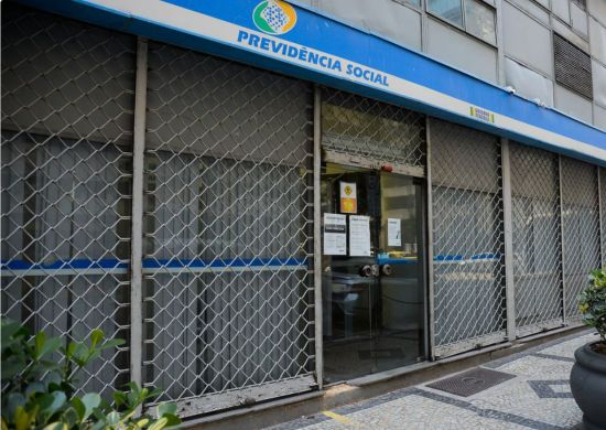 Servidores do INSS retornam hoje ao trabalho presencial