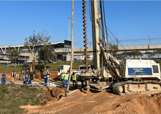 GUARULHOS: Obras do People Mover têm início com fundações ao lado da CPTM