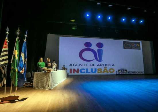Educação recebe 300 agentes de apoio à inclusão para atendimento multidisciplinar dos alunos