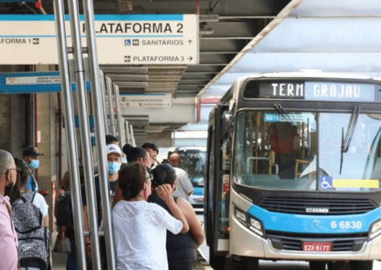 Gratuidade para transporte público de idosos deve ser pedida até hoje
