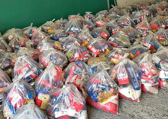 AEG mobiliza escolas associadas em ação social de arrecadação de alimentos