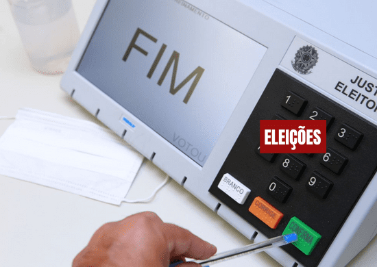 Justiça Eleitoral inicia carga e lacração das urnas em São Paulo