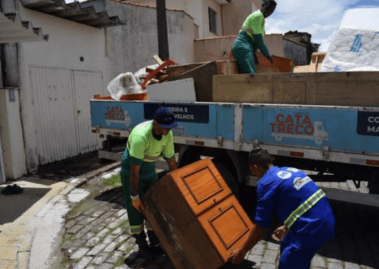 Operação Cata-Treco atende Vila Augusta e mais sete bairros neste final de semana