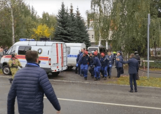 Atirador mata 13 pessoas em escola em Izhevsk, na Rússia