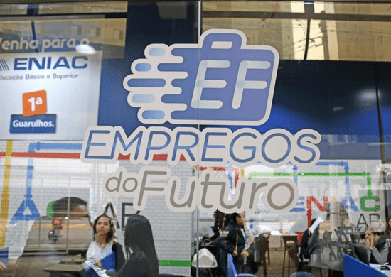 Eniac realiza Feirão de Profissões gratuito com mais de 40 escolas públicas
