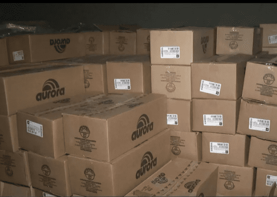 Homem é preso ao ser flagrado em Cumbica com mais de 2 mil caixas de bacon roubadas 