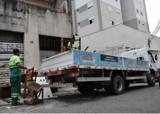Operação Cata-Treco atende Jardim Ponte Alta I e mais sete bairros no fim de semana