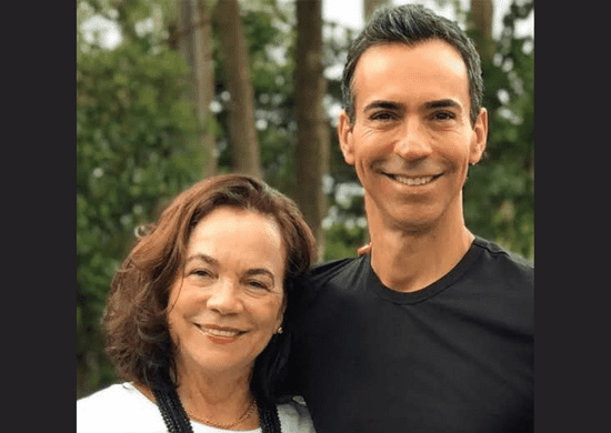 Mãe de César Tralli morre vítima de acidente aéreo em SP