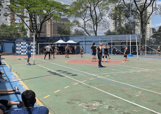 Torneio de Vôlei reúne mais de 100 atletas em Guarulhos