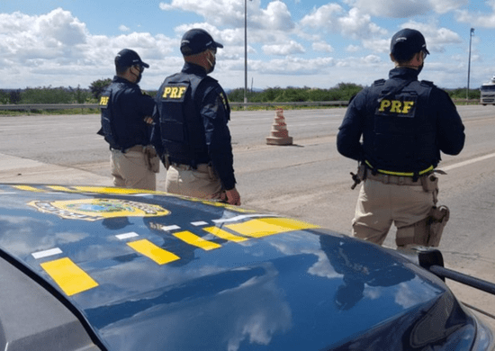 PRF ainda registra bloqueios de rodovias em ao menos sete estados
