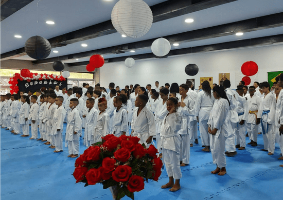 Caratê do CEU Otawa promove as últimas apresentações do ano