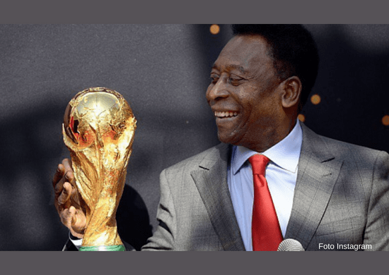 Pelé posta foto ao lado do pai e diz que assistirá Brasil e Coreia do Sul