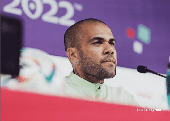 Após recurso, defesa de Daniel Alves acredita que jogador deve deixar prisão dentro de um mês