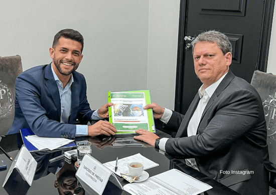 Tarcísio sancionará projeto de lei para oferecer de graça remédios à base de cannabis