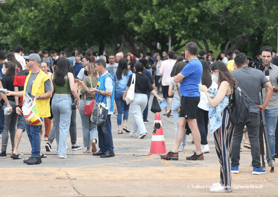 Provas do Enem são reaplicadas hoje e amanhã a 3,2 mil estudantes