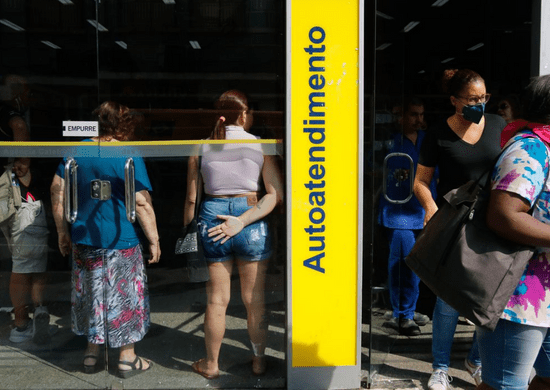 Bancos reabrem nesta Quarta-feira de Cinzas a partir de 12h