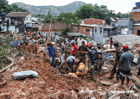 Sobe para 49 o número de mortos no litoral norte de São Paulo