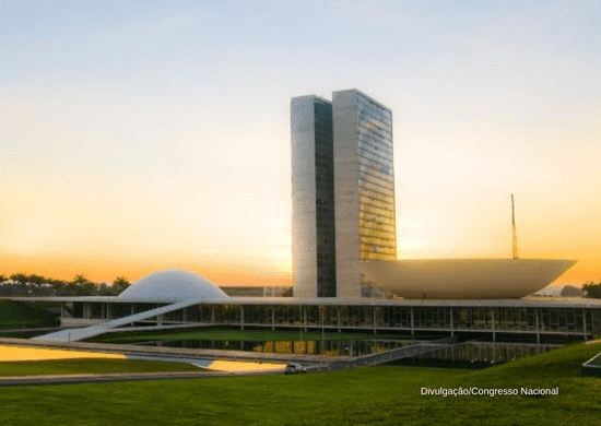 Congresso Nacional empossa hoje 513 deputados e 27 senadores