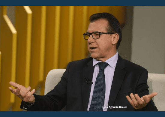 Marinho sustenta discurso e reitera que salário mínimo deve ter reajuste em maio
