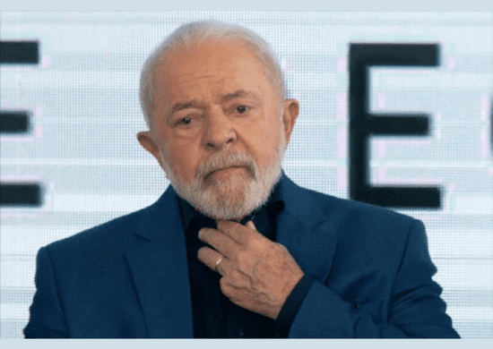 Lula é diagnosticado com pneumonia e adia viagem à China