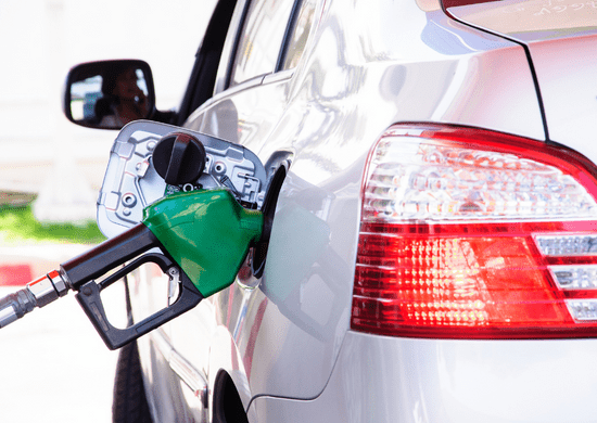 Gasolina sobe 9% em março e fica mais cara em todas as regiões do país, aponta levantamento