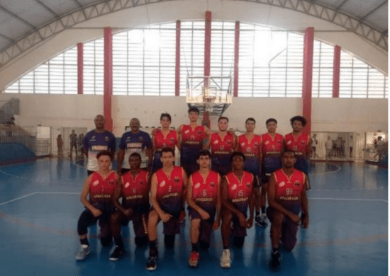 Basquete masculino de Guarulhos vence em estreia nos Jogos da Juventude