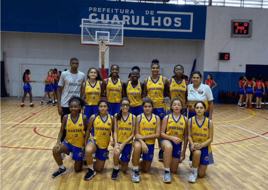 Basquete de Guarulhos obtém vitórias importantes no fim de semana no João do Pulo