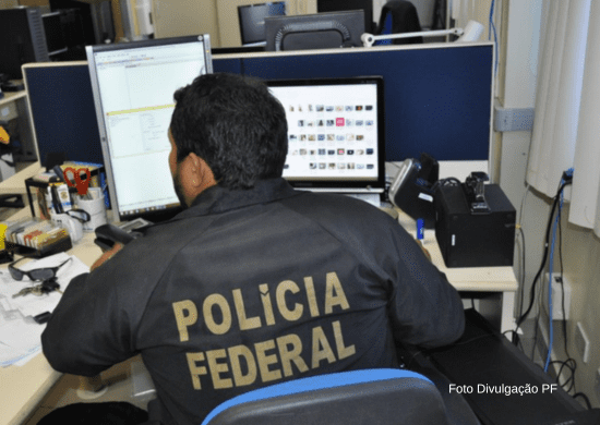 PF cumpre mandados de busca e apreensão em São José dos Campos para reprimir pornografia infantil