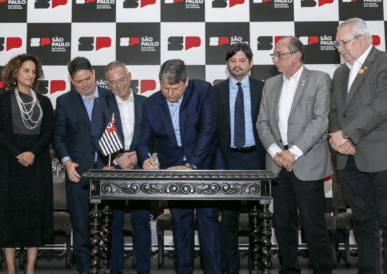 Governo de SP sanciona lei do novo salário mínimo estadual de R$ 1.550