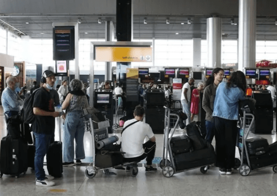 PF prende quatro pessoas por tráfico de drogas no Aeroporto de Guarulhos
