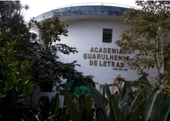 Música, poesia e imagem integram a programação dos 86 anos do Teatro Padre Bento