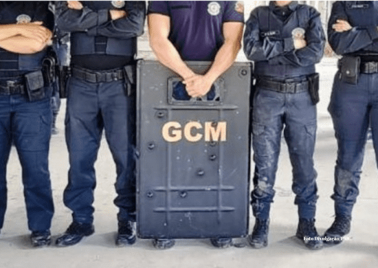 Prefeitura de SP investiga GCMs por suposta cobrança de taxa de proteção a comerciantes na Cracolândia