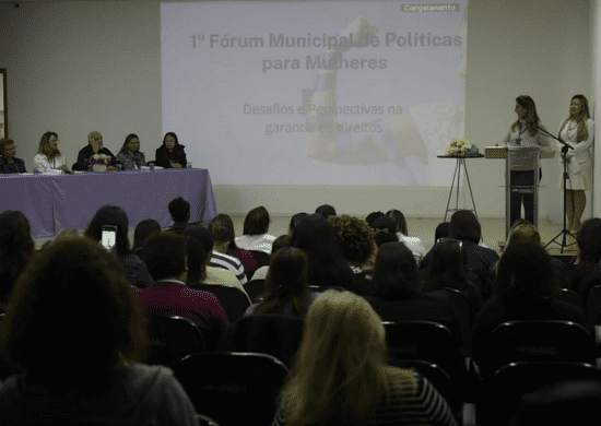 Sociedade civil discute e aprova o Plano Municipal de Políticas para Mulheres de Guarulhos