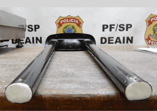 Brasileira e angolana são presas por tráfico internacional de drogas no Aeroporto de Guarulhos