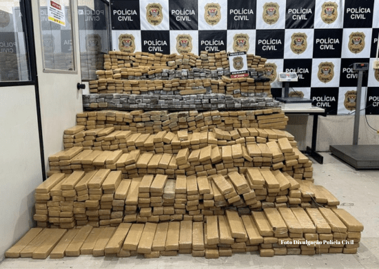 Polícia prende suspeito com mais de 2 mil tijolos de maconha na Marginal Pinheiros