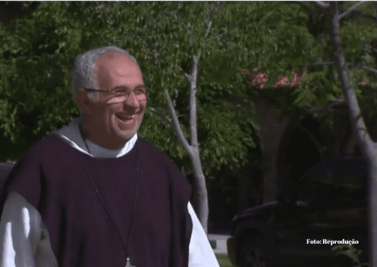 Padre dava risadas enquanto cometia crimes sexuais, afirmam vítimas