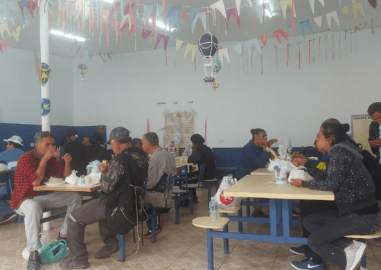 Centro Pop I promove festa julina para pessoas em situação de rua