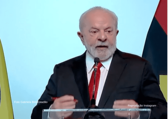 Com vetos, Lula sanciona novo arcabouço fiscal