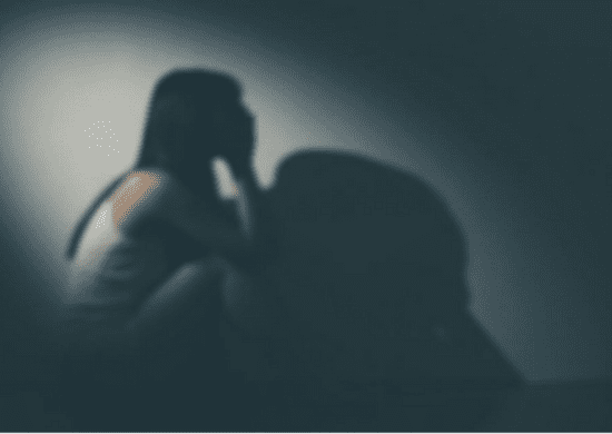 Projeto prevê perda automática de cargo para condenado por estupro de vulnerável