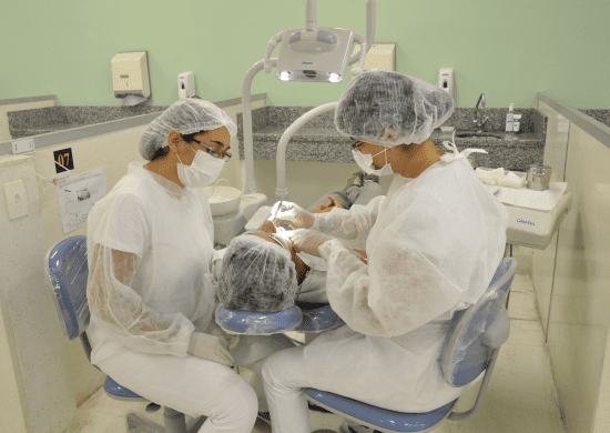 UNG oferece 400 vagas para tratamento odontológico gratuito