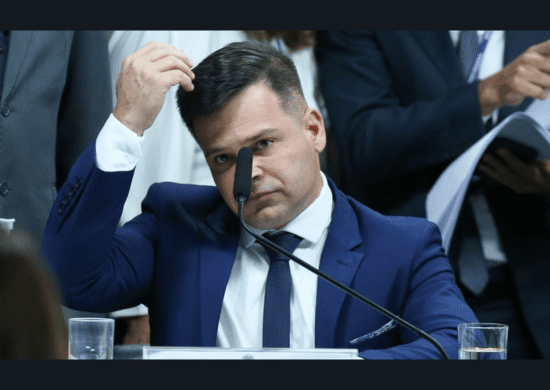 Ex-diretor da PRF, Silvinei Vasques é preso por suposta interferência no 2º turno das eleições