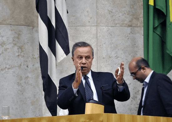 Corregedoria da Câmara de SP aprova cassação de vereador acusado de fala racista