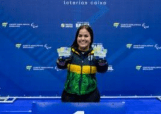 Atleta de SP quebra recorde mundial de levantamento de peso em campeonato brasileiro