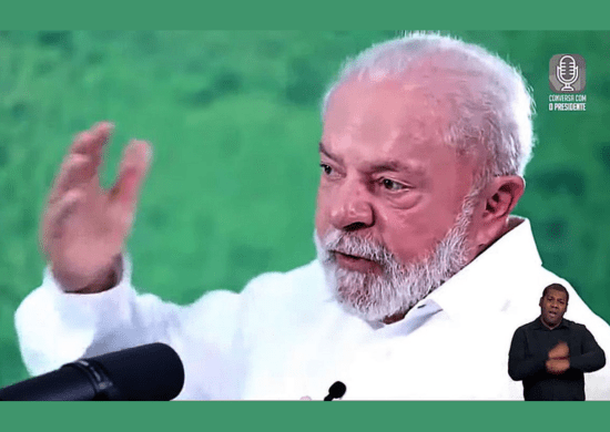 Paraguai deve ser “parceiro privilegiado” do Brasil, diz Lula