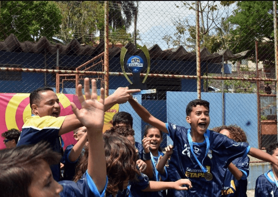 Olimpíada Colegial Guarulhense define os campeões do futebol pré-mirim e mirim
