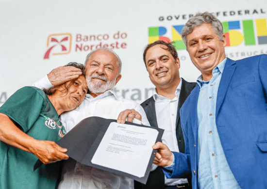 Lula afirma que juros ainda estão altos: “Vamos continuar brigando”