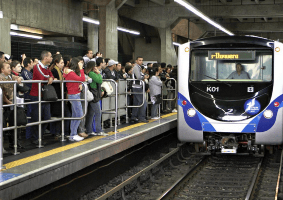 Estação Tatuapé da CPTM recebe inscrições para mutirão da catarata até 15 de setembro