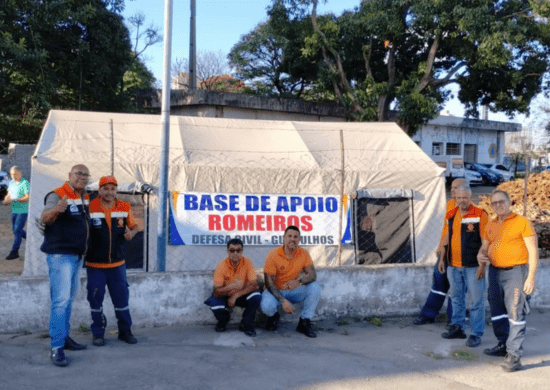 Sede da Defesa Civil de Guarulhos é posto de apoio para romeiros